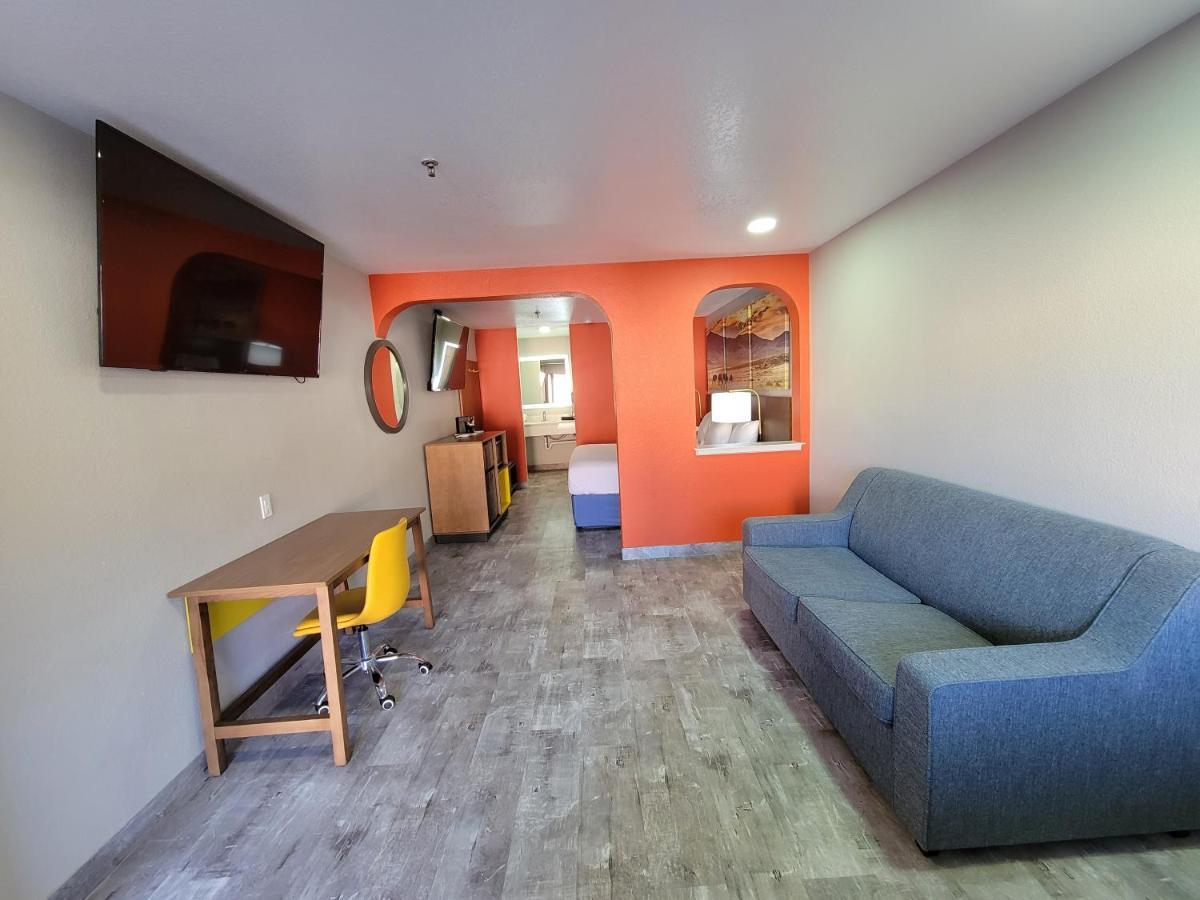 Hotel Days By Wyndham Ruidoso Downs